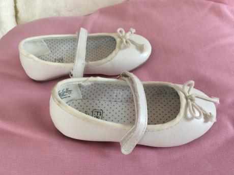Biele koženkové balerínky, f&f,24