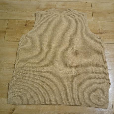 Béžová vlnená vesta, tchibo,46