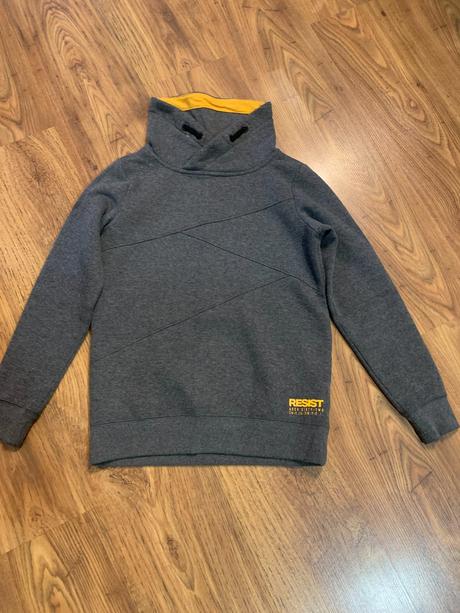 Teplá mikina, chapter young,146