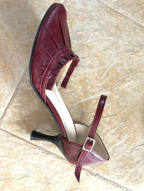 Spoločenské topánky, 38