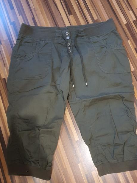 Trištvrtaky, clockhouse,40