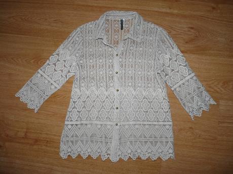 Krajková na gombíky, m