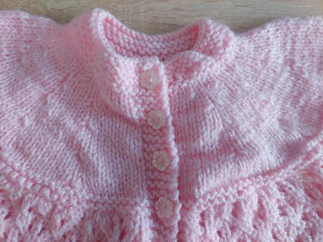 Krásny handmade štrikovaný svetrík veľ.86, 86