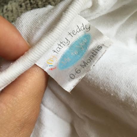 Spaci vak s mackom, tiny ted