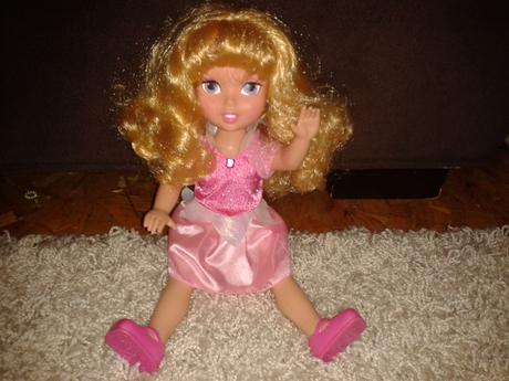 Bábika disney nehraná,