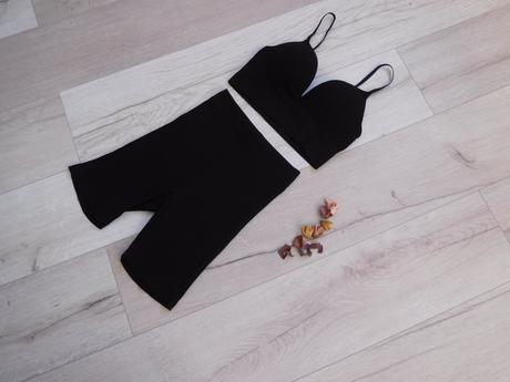 Športové krátke obtiahnuté nohavice s, s