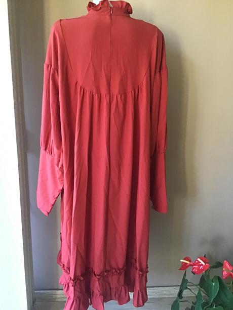 Nadherné šaty/195b, 50