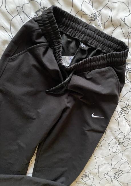 Tepláky nike v. s, nike,s