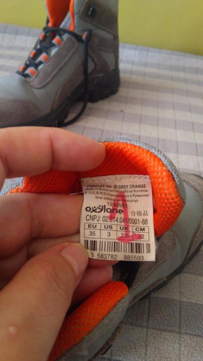 Turistické topánky, 35