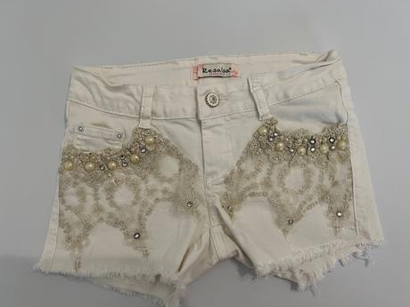 Nádherne zdobené riflové kraťasy, 26