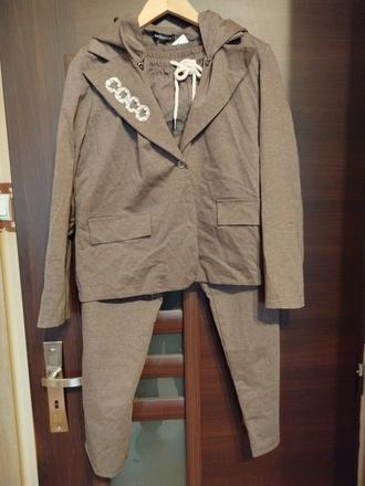 Športový kostým, 38 / 40 / 42 / l / xl