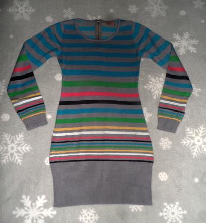 Pásikavé svetrové šaty, 34