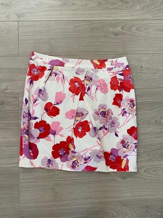 Kvetovaná sukňa, 40