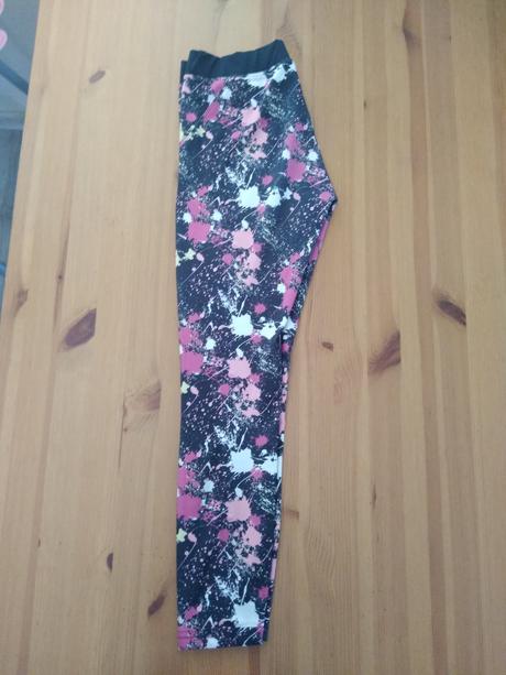 Športové legíny, 146