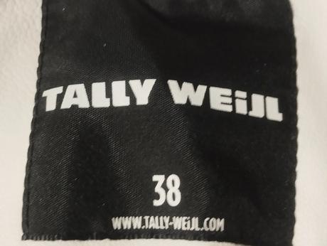 Prechodná bundička, 38