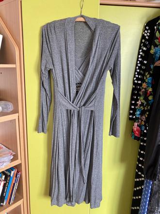 Dlhy sivý sveter, m