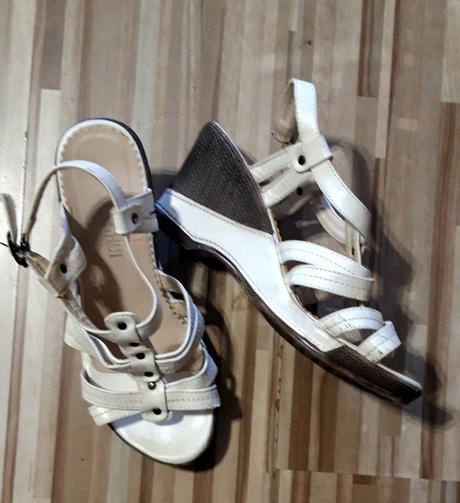 Biele sandalky na platforme 37, 37