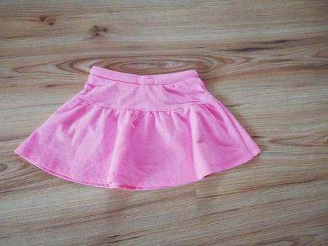 Krásna suknička, nenosená, pepco,74