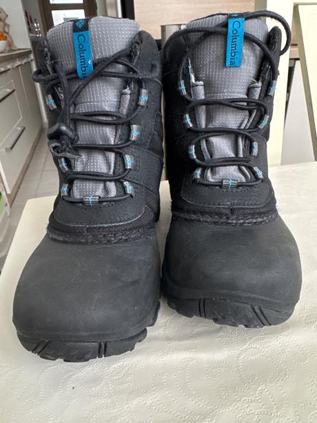 Snehule columbia, columbia,33