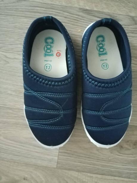 Nepoužité papuče, 31