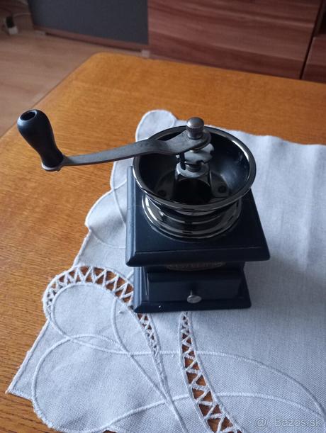 Ručný mlynček na kávu, 