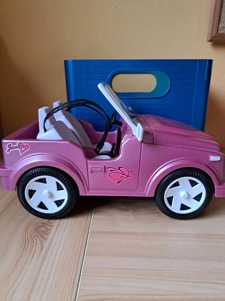 Barbie jazdkyňa s koňom aj s prívesom, 