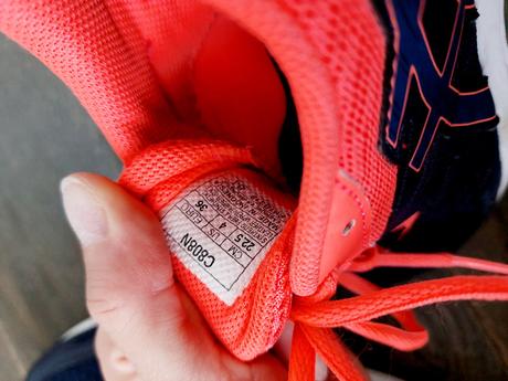 2ks nadherne  ultralahke sportove tenisky  aesics, 36