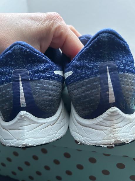 Nime bezeceke tenisky, nike,38