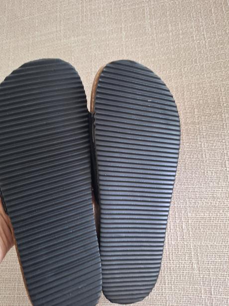 Slapky s maslickou, 37