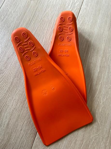 Plutvy flipper, veľkosť 22-24, 