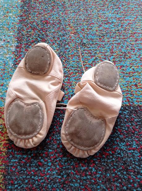 Tanečné topánky, 32