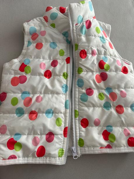 Dievčenská vesta, 98