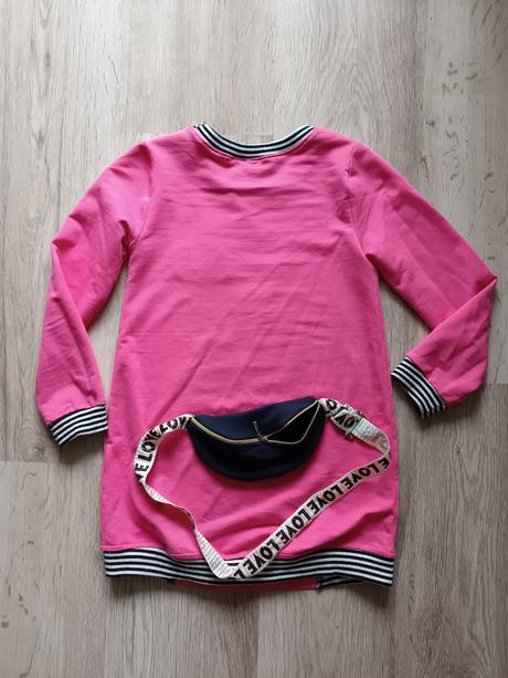 Krásna tunika s ľadvinkou, 122