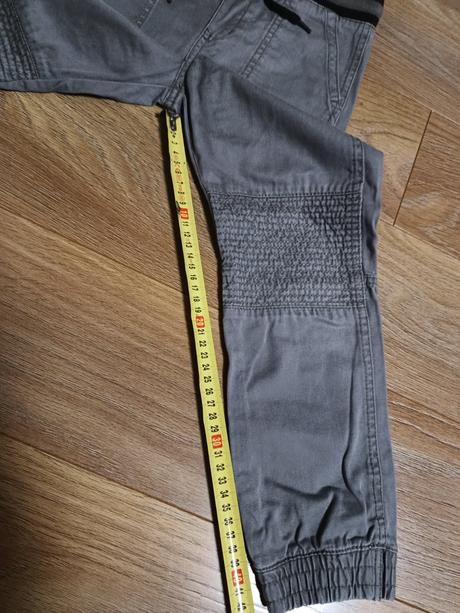 Nohavice 6-7 rokov, h&m,122