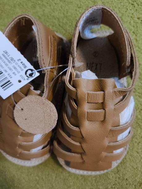 Predám nové kožené capačky, next,<17