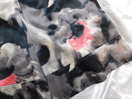 Kvalitna velmi pekna sukna, 42