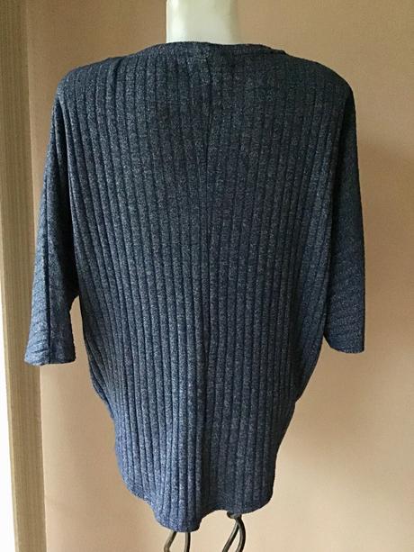 Pekny pulovrik, yessica,40