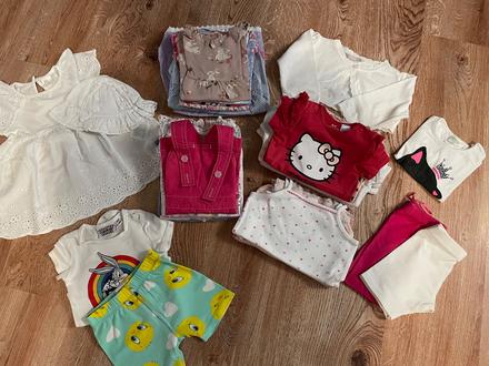 Balík letného dievčenské oblečenia, 68–80