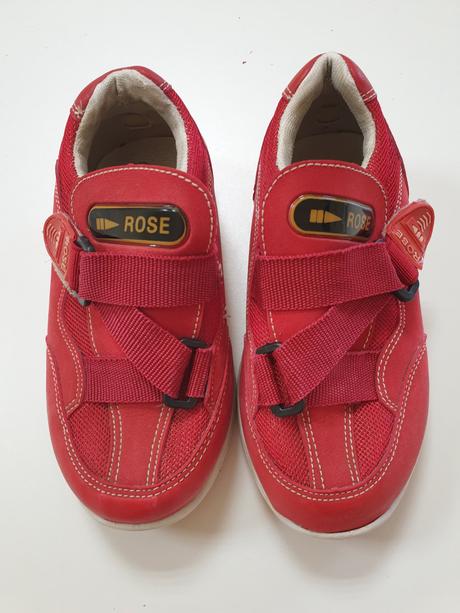 Tenisky červené, 29