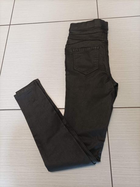 Jeggíny s koženkovým efektom, f&f,s