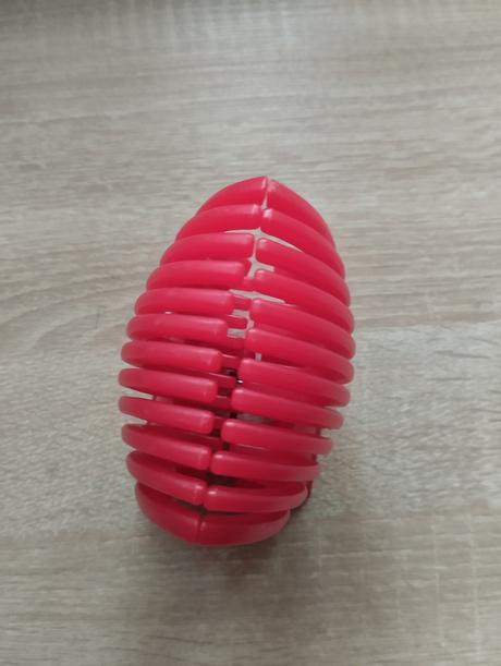 Krájač na paradajky,