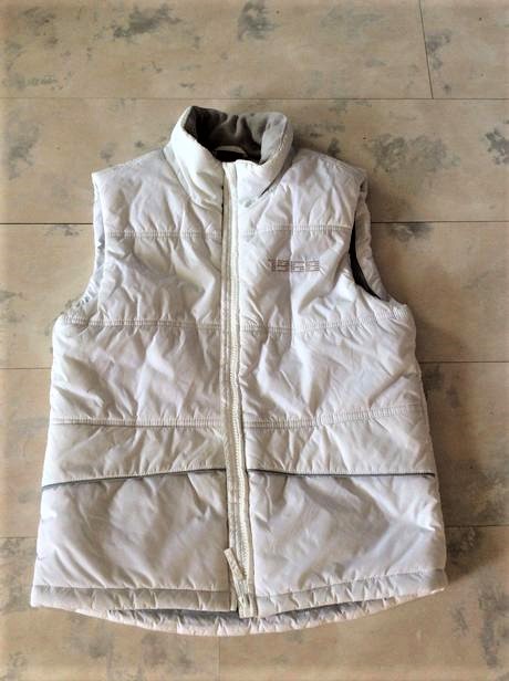 Zateplená vesta, h&m,146