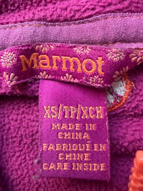Funkčná mikina značky marmot, 110