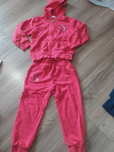 Tepláková súprava, 98