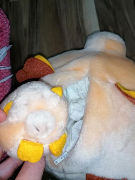 Prasiatko s babetkom, 