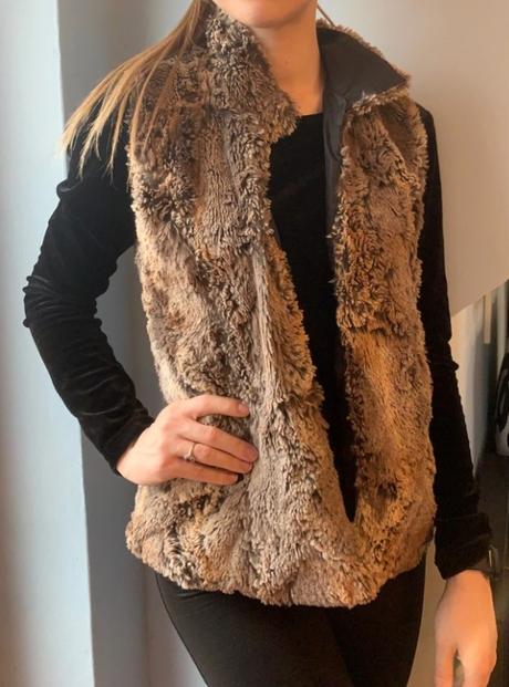 Chlpatá vestička, s