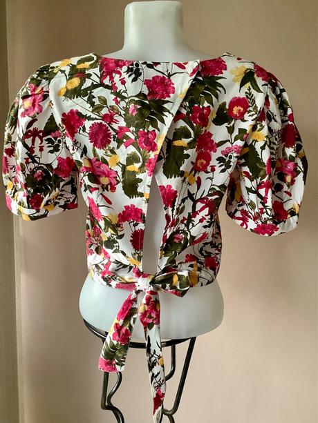 Bluzka s viazanim/b1, primark,38