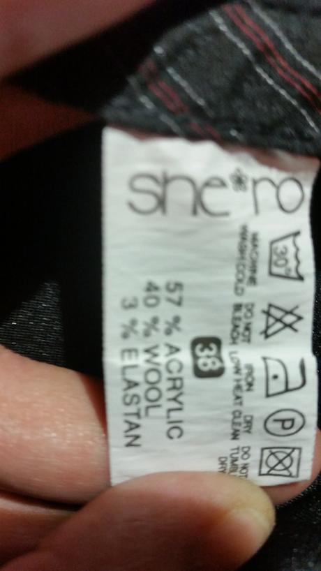 Shero kratké danské nohavice, 38