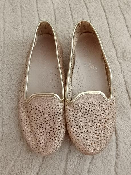 Zlaté balerínky, 34