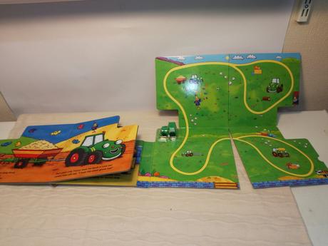 Little train  + wind it up toy  nsp19, 